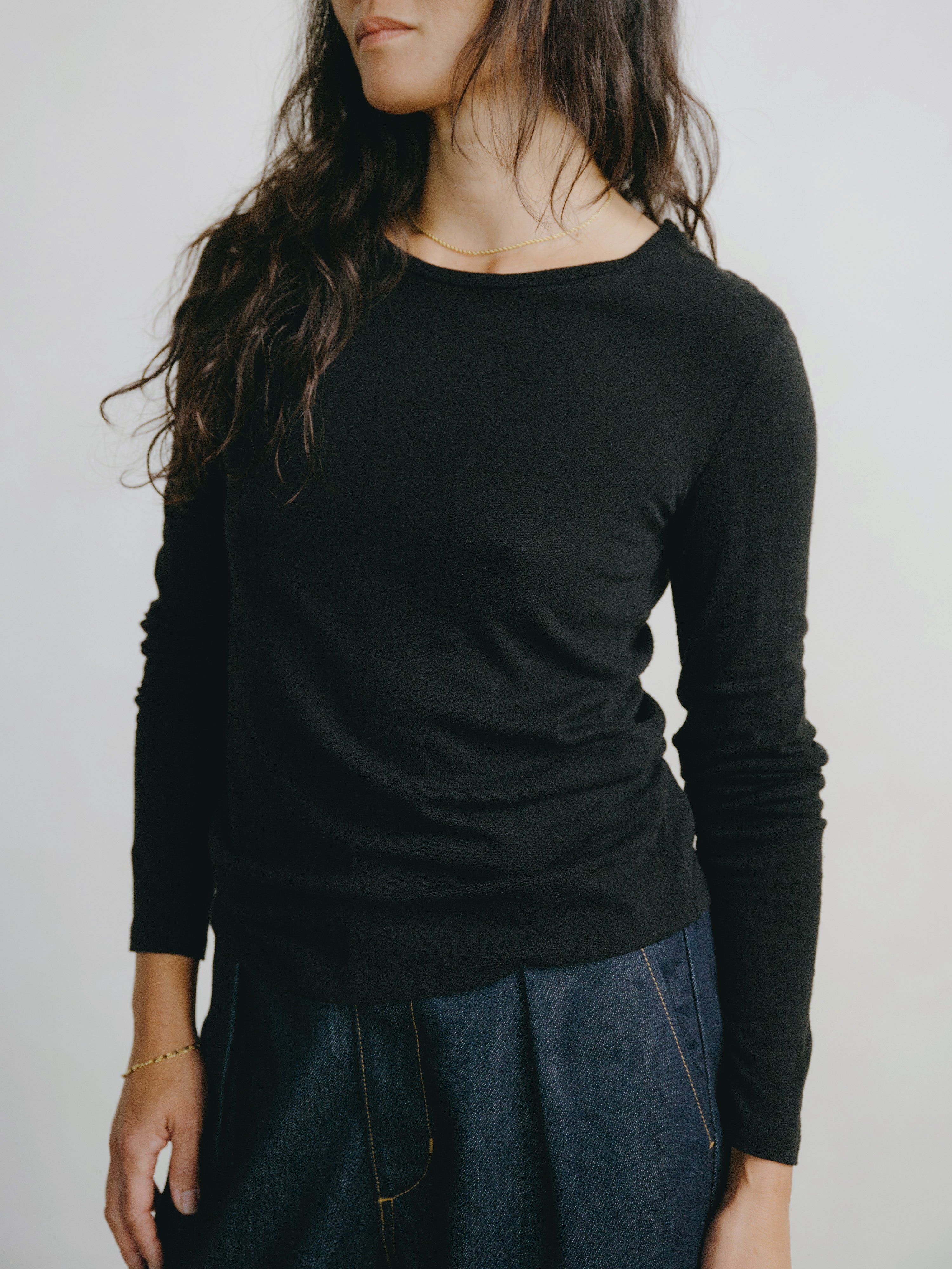 Classic Long Sleeve, Regen Silk Noil Jersey, Black