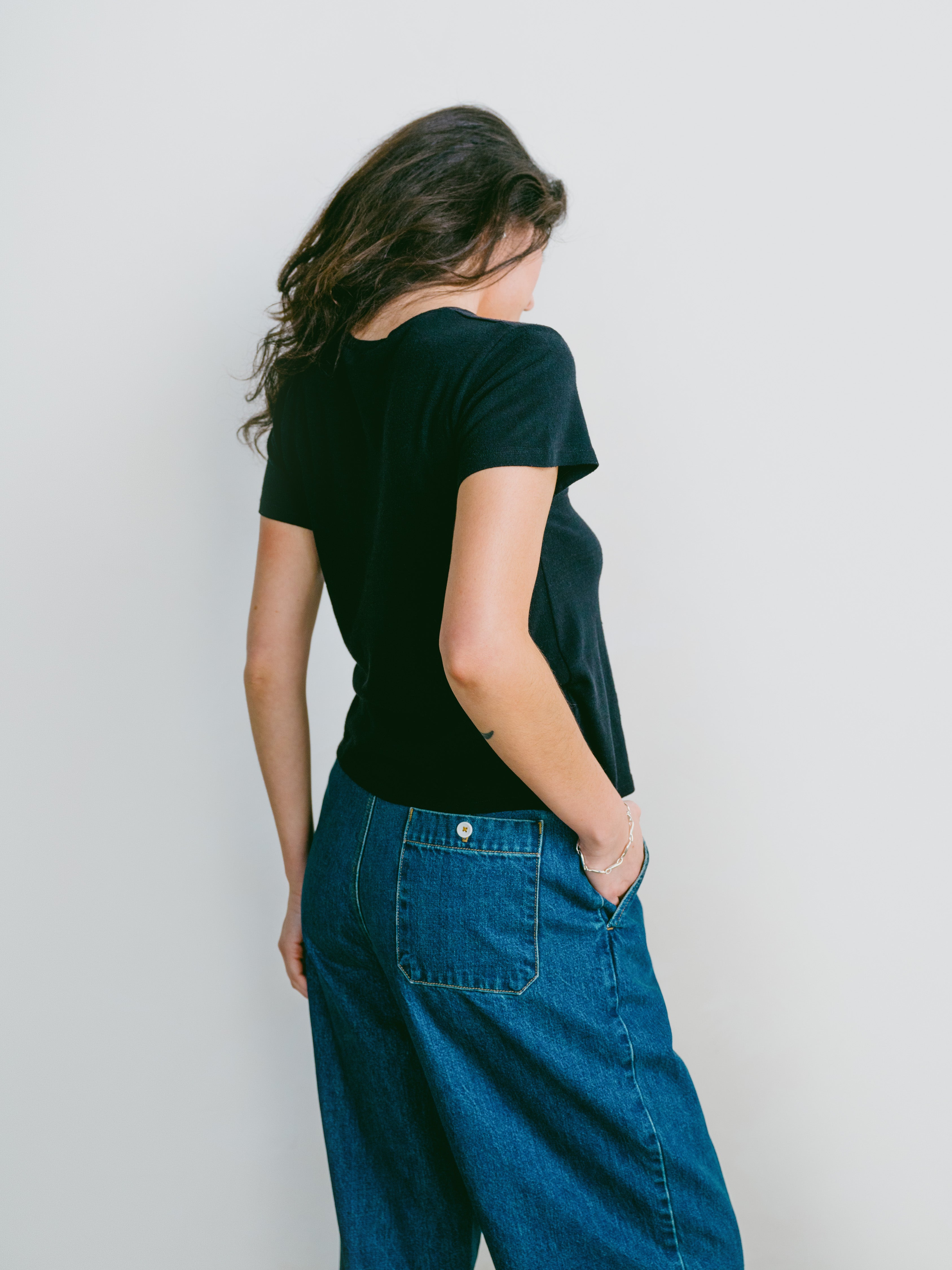 Classic Tee, Regen Silk Noil Jersey, Black