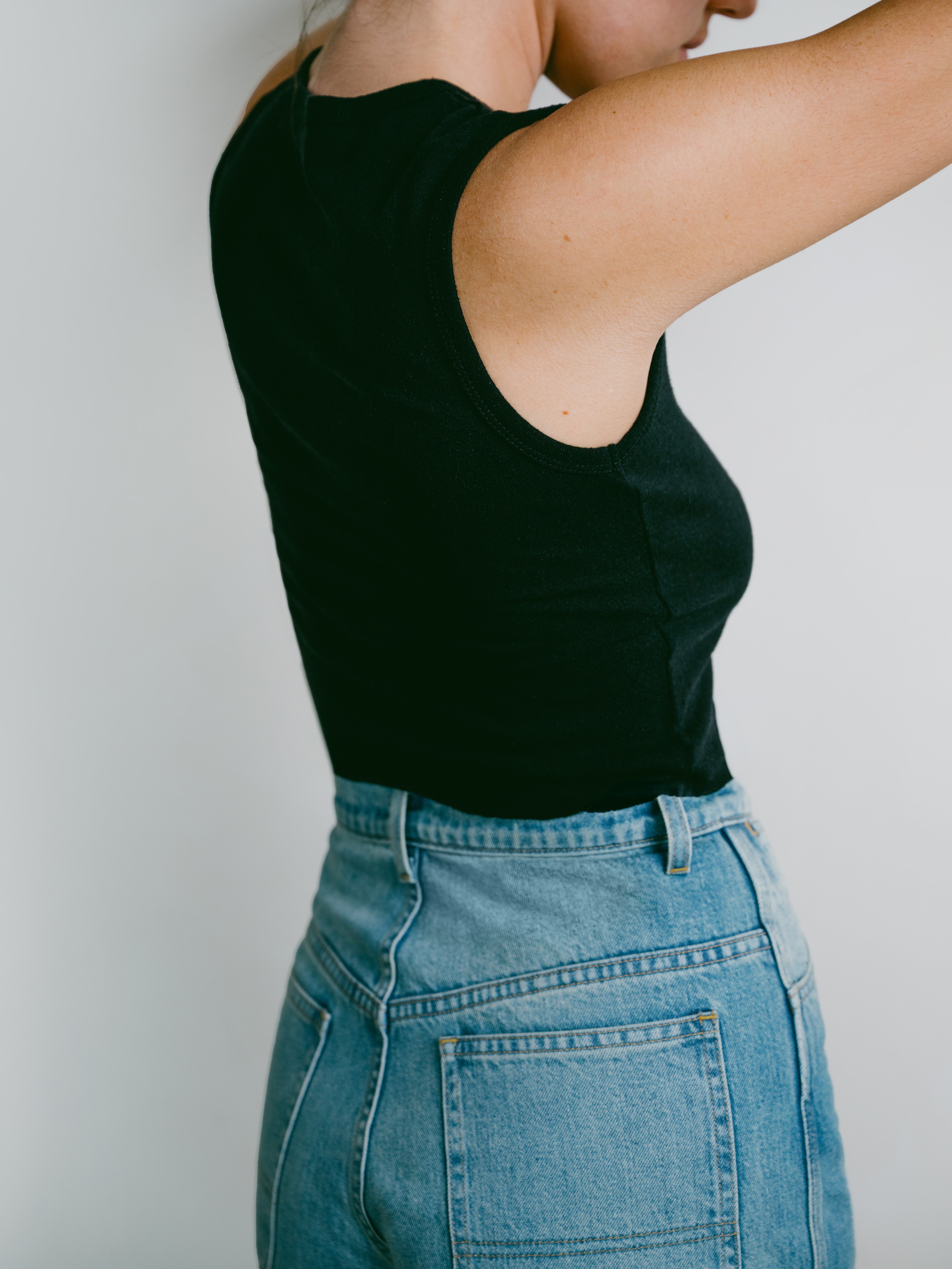 Tasi Crop, Regen Silk Noil Jersey, Black