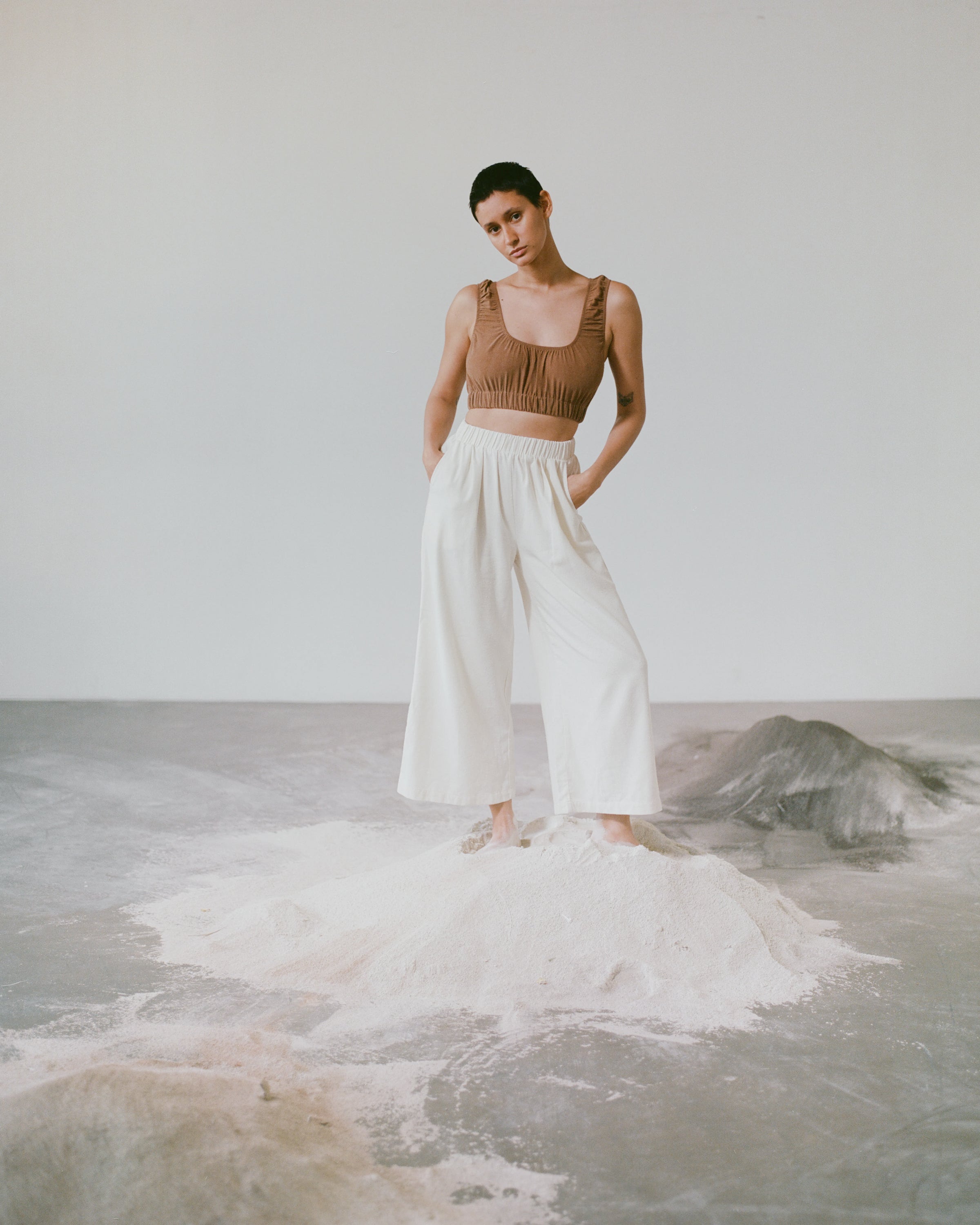 Sophie Crop, Regen Silk Noil, Umber